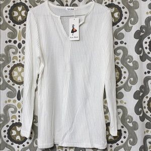 NWT: Long sleeve w/ V-neck